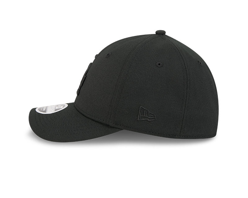 Los Angeles Dodgers M-Crown 39Thirty Tonal Black Flex Fit Hat Official Team Hat Sports Fan Cap