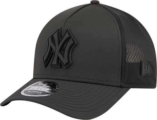 New York Yankees New Era Badged 9FORTY M-Crown Adjustable Hat-Black Official Team Hat Sports Fan Cap