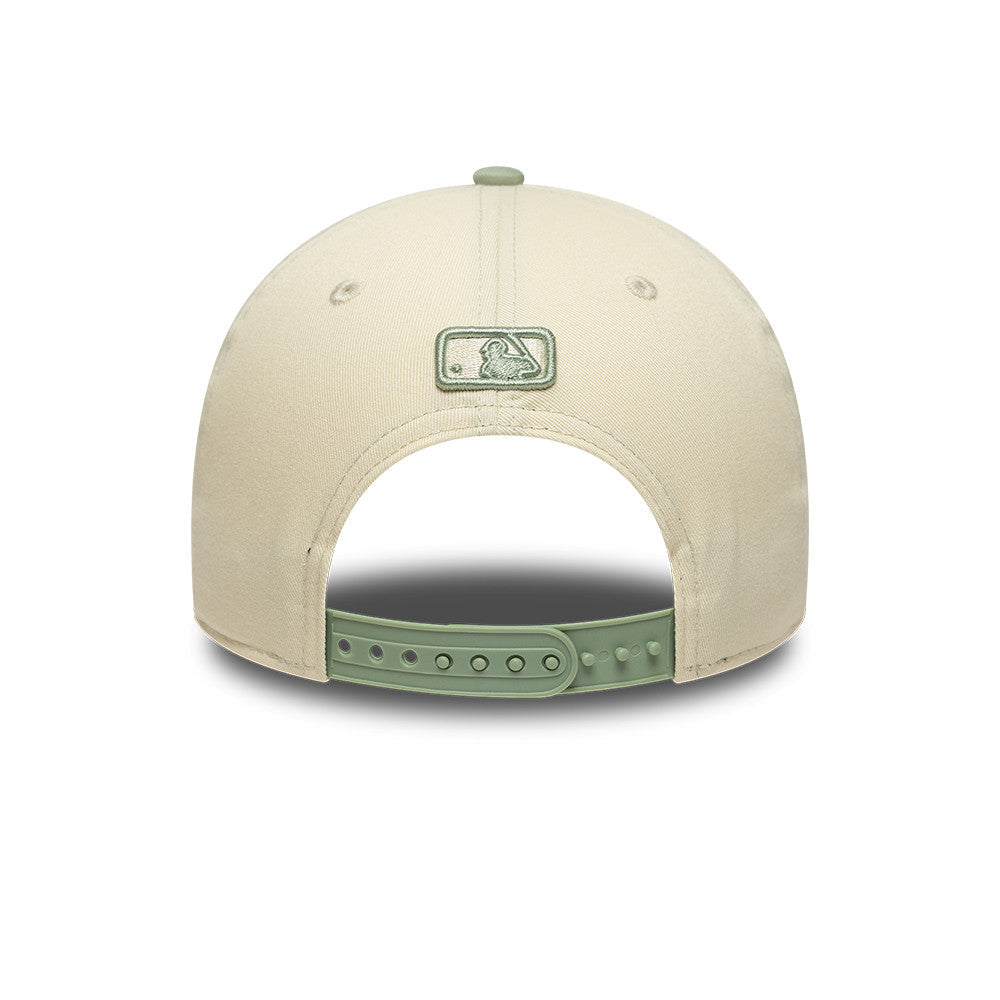 Los Angeles Dodgers MLB 9FORTY M-Crown New Era Cream/Green Official Team Hat Sports Fan Cap