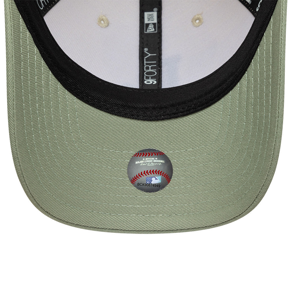 Los Angeles Dodgers MLB 9FORTY M-Crown New Era Cream/Green Official Team Hat Sports Fan Cap