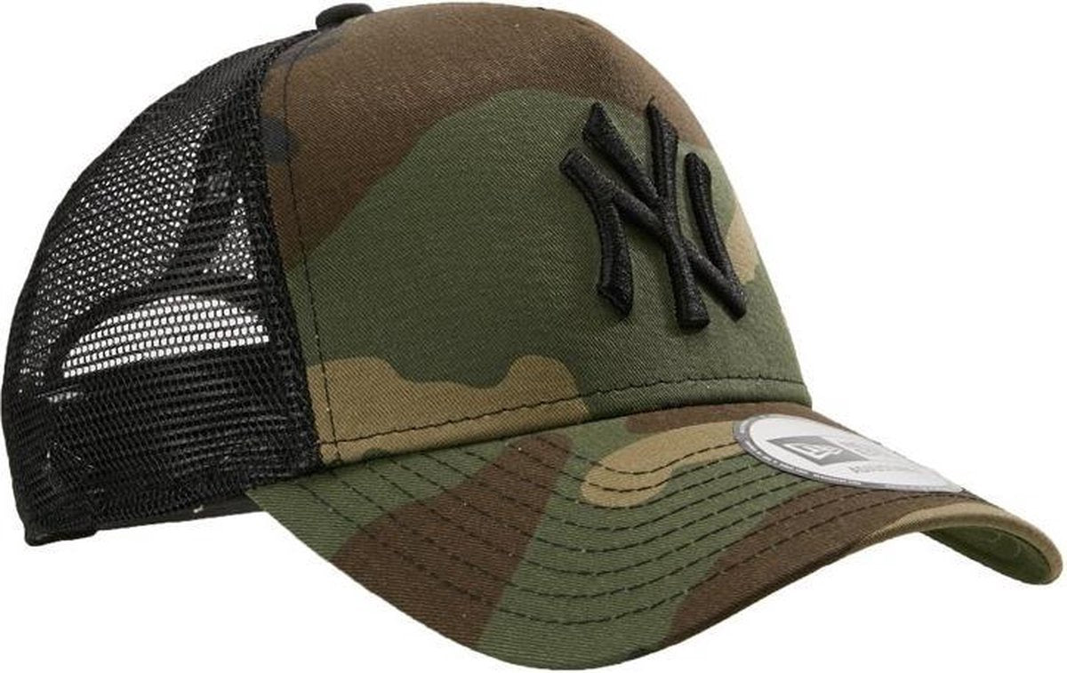 New York Yankees MLB League Essential Snapback Trucker New Era Camo Official Team Hat Sports Fan Cap