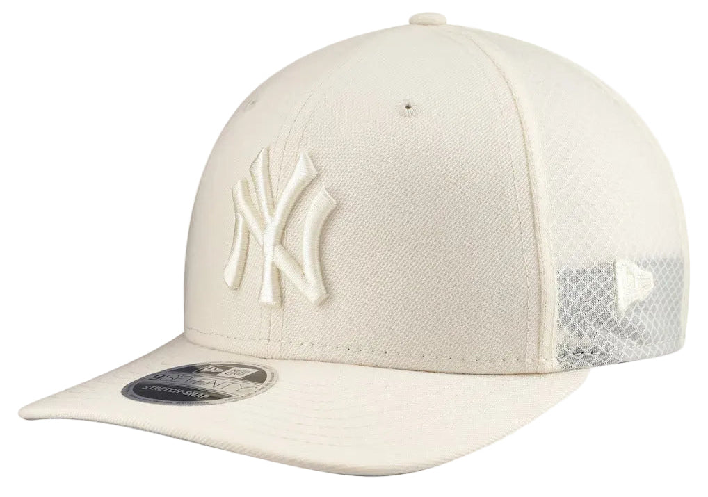 Men's New York Yankees New Era Light Beige Color Pack 9SEVENTY Trucker Adjustable Hat Official Team Hat Sports Fan Cap